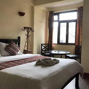 Yala Peak Hostal